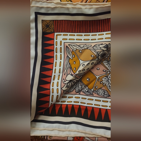 Louis Vouitton Silk Scarf - Picture 12 of 12